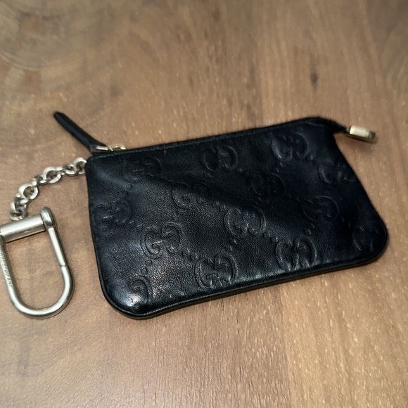 Gucci Guccissma leather embossed key chain coin wallet holder - Picture 10 of 10
